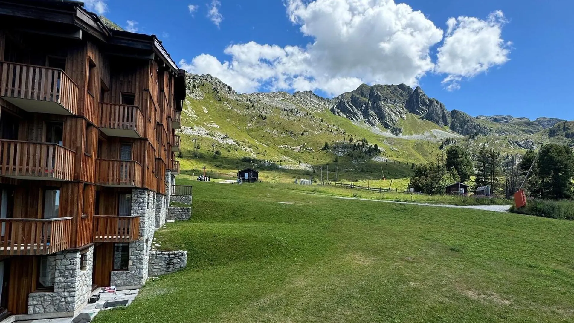 Studio Confortable Avec Acces Direct Aux Pistes, Animaux Admis Et Wifi Gratuit - Fr-1-181-2169 La Plagne-Tarentaise